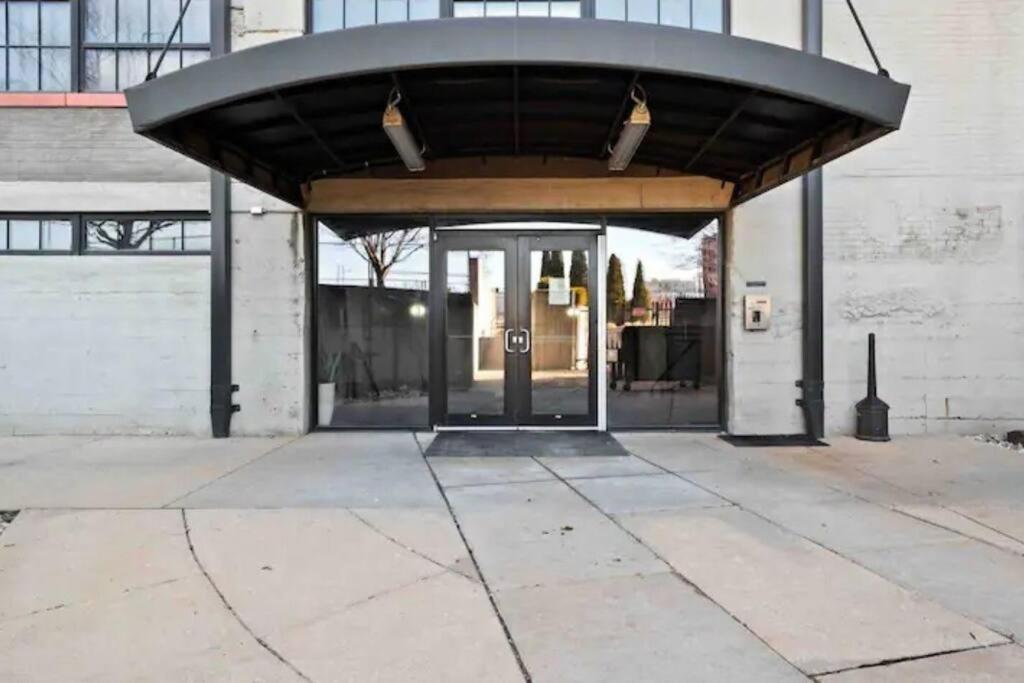 Staycation City Loft Free Gated Parking 圣路易斯 外观 照片